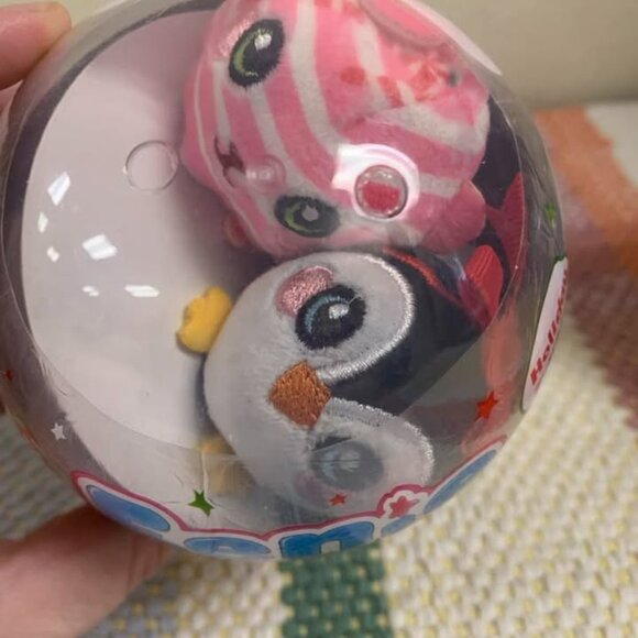 Squeezamals Holiday Edition Eenie Teenies Exclusive Mystery Packs - Picture 2 of 4